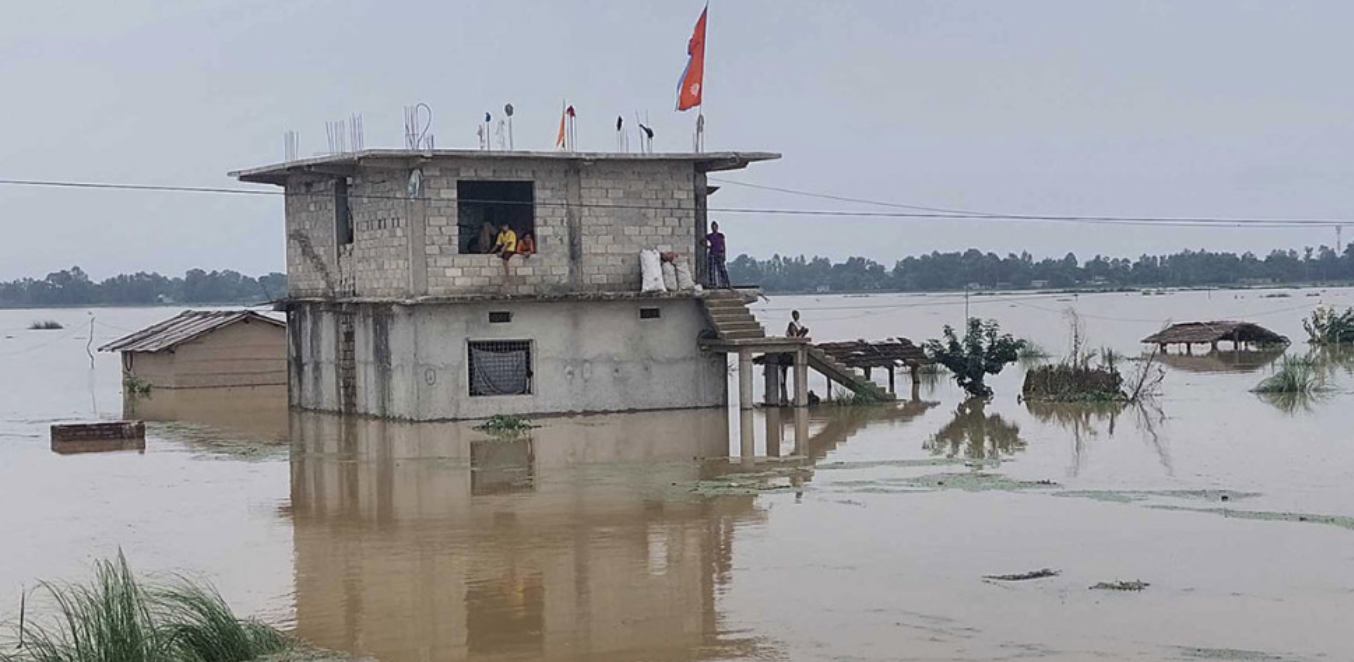 कैलालीका ९ सय घर डुबानमा